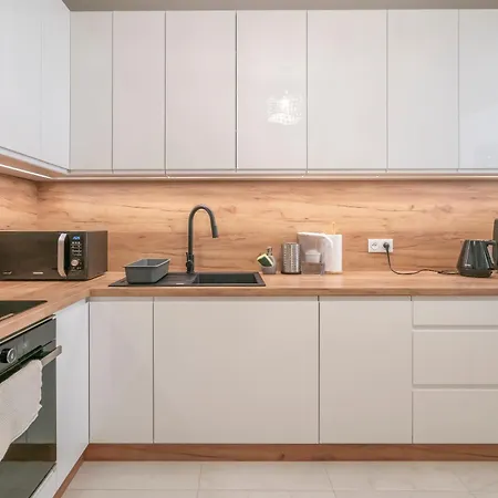 Turkusowy Self Check In * Wrocław